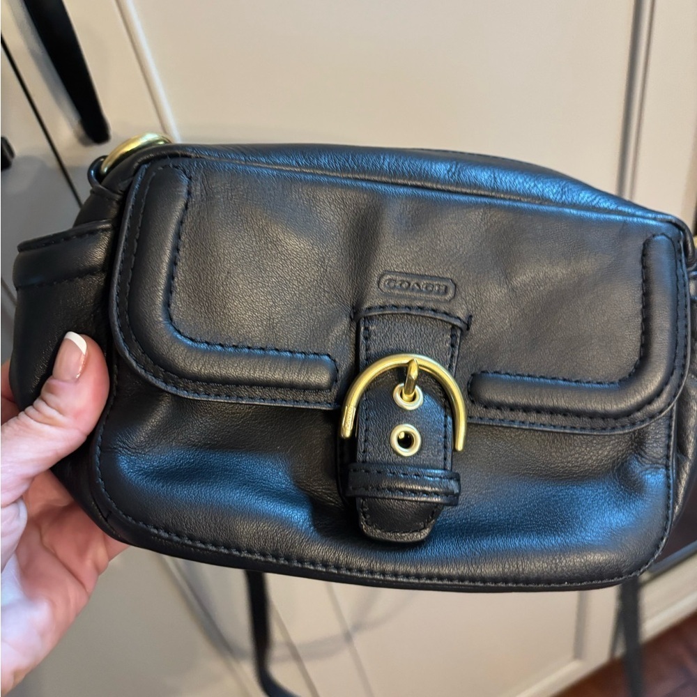 Coach F25150 Black Leather Camera Shoulder Bag Authentic 9"x7" Crossbody - Picture 2 of 6